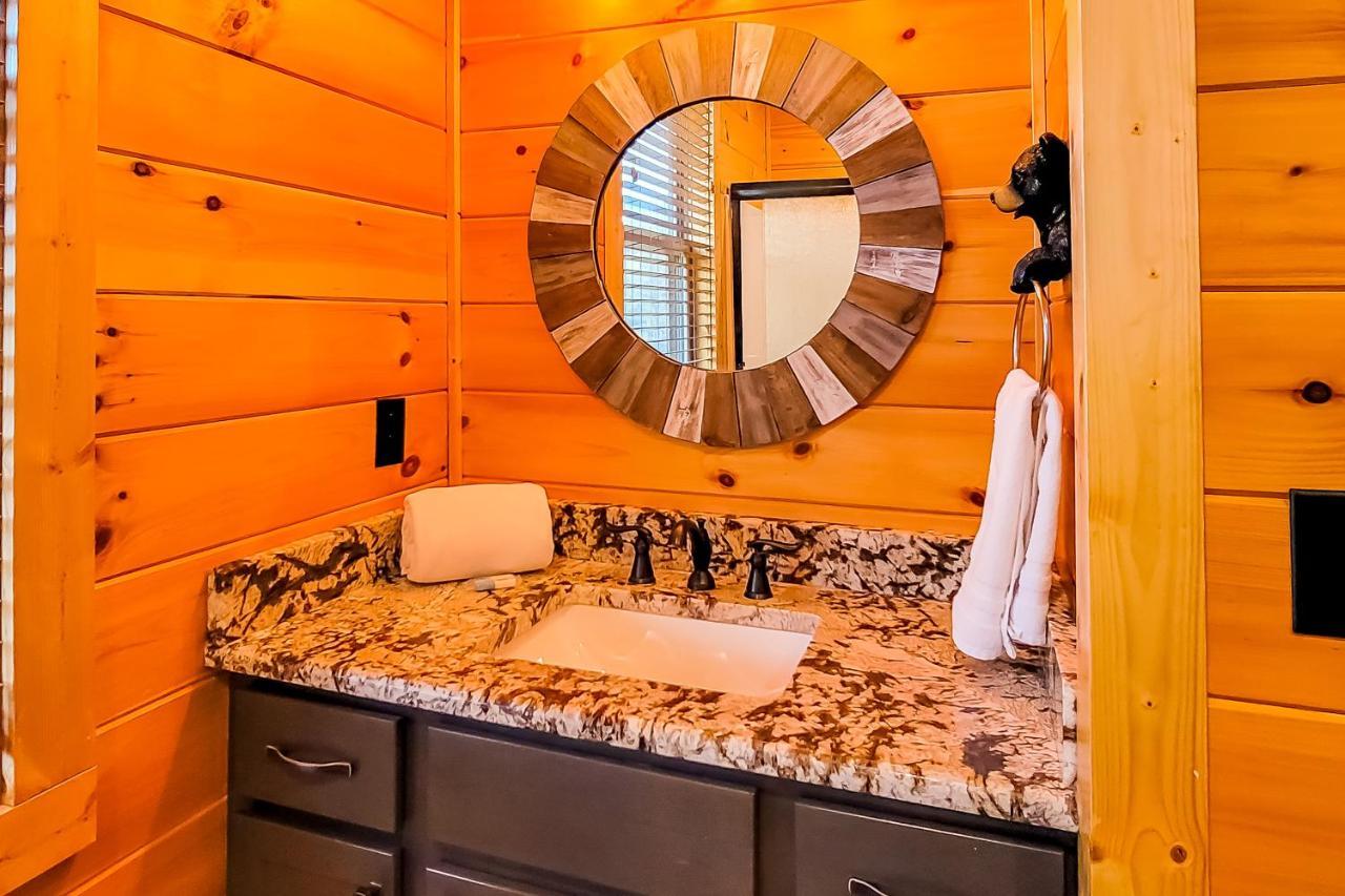 3 Lazy Bears Chalet Gatlinburg Exterior foto
