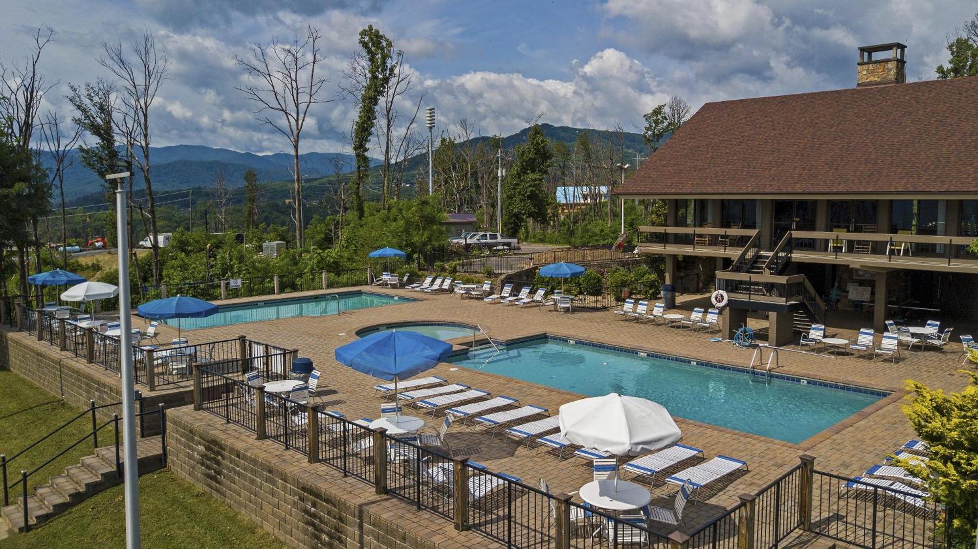 3 Lazy Bears Chalet Gatlinburg Exterior foto