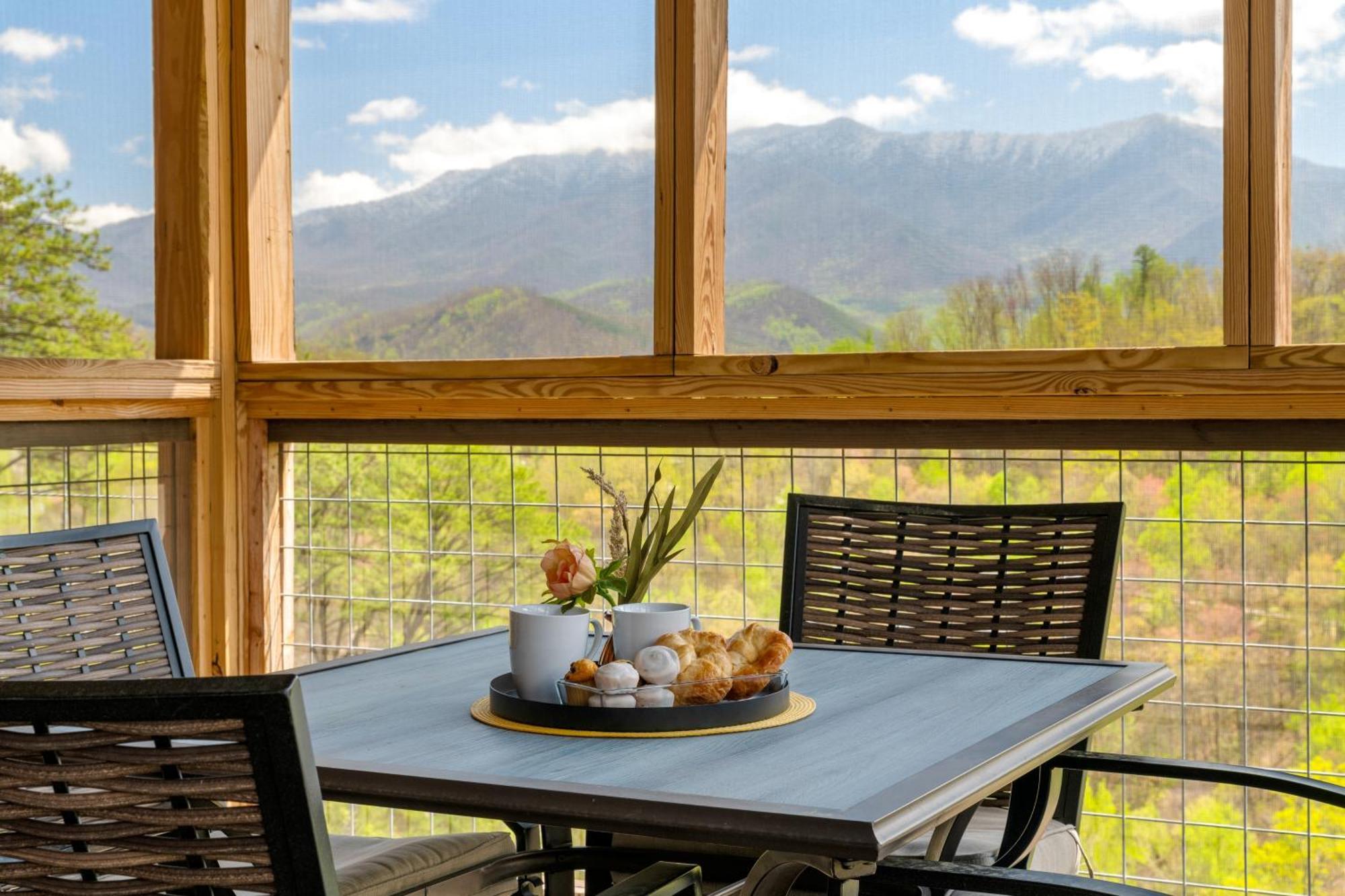 3 Lazy Bears Chalet Gatlinburg Exterior foto
